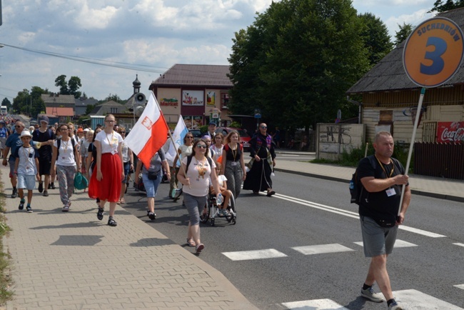 Kolumna skarżyska radomskiej pielgrzymki