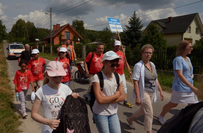 Kolumna skarżyska radomskiej pielgrzymki