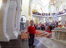 Greckokatolicka liturgia w sanktuarium Matki Bożej Zarwanickiej.
28.07.2019 Ukraina