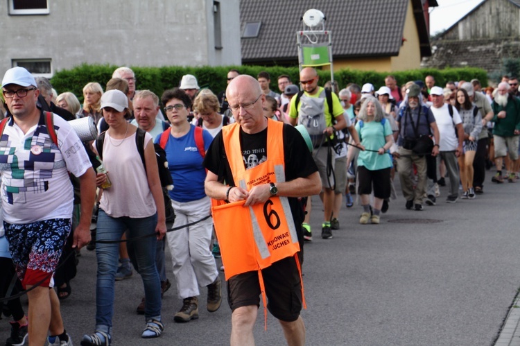 Wspólnota II - śródmiejska - 39. PPK zmierza na Jasną Górę