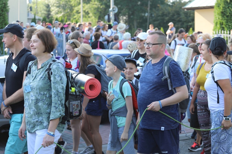 33. Pielgrzymka Dekanatu Andrychowskiego wyrusza na Jasną Górę - 2019