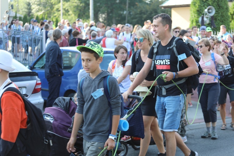 33. Pielgrzymka Dekanatu Andrychowskiego wyrusza na Jasną Górę - 2019