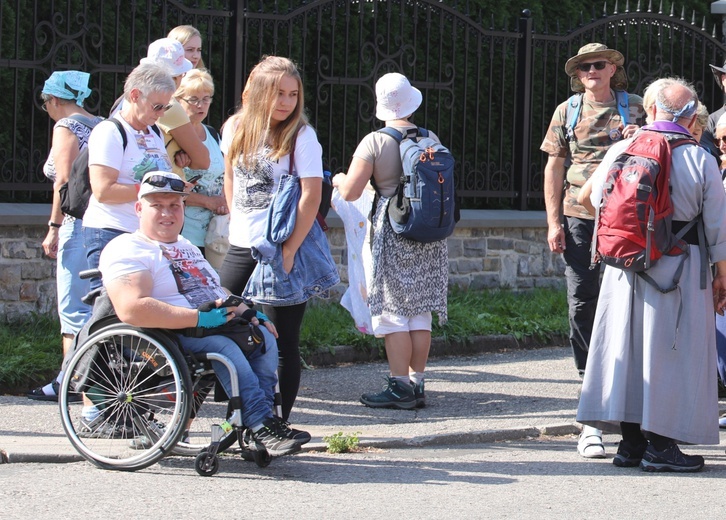 28. pielgrzymka diecezjalna wyrusza z Hałcnowa na Jasną Górę - 2019