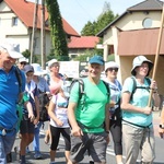 Pielgrzymi hałcnowscy na trasie - w Pisarzowicach - 2019