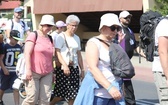 Pielgrzymi hałcnowscy na trasie - w Pisarzowicach - 2019
