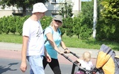 Pielgrzymi hałcnowscy na trasie - w Pisarzowicach - 2019