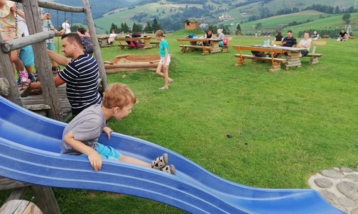 5 spraw, o których warto pamiętać planując urlop z dziećmi w górach
