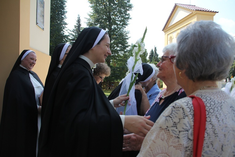 Śluby wieczyste sióstr dominikanek