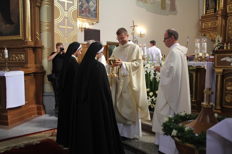 Śluby wieczyste sióstr dominikanek