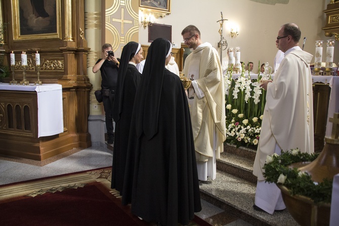 Śluby wieczyste sióstr dominikanek