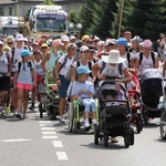 Grupa 4 i 8 - wyjście pielgrzymów hałcnowskich z Wilamowic 2019