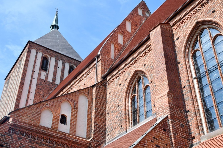 Kościół Mariacki w Sławnie po remoncie