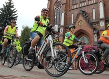 Każdego dnia rowerzyści pokonają 50-70 km.