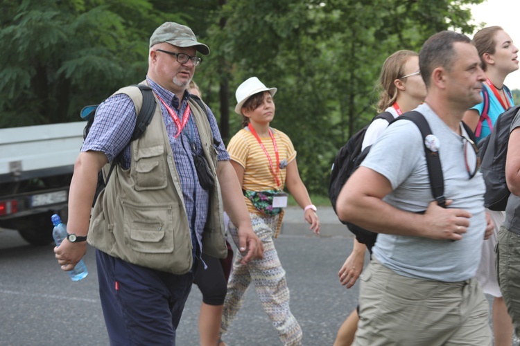 28. Pielgrzymka Cieszyńska 2019 na trasie - w Bziu Zameckim