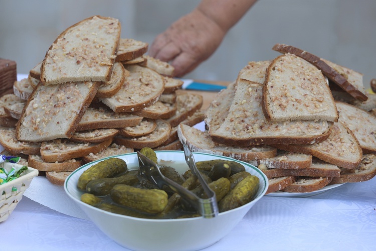 Pielgrzymi hałcnowscy w gościnie w Bielanach - 2019