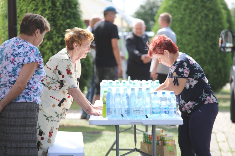 Pielgrzymi hałcnowscy w gościnie w Bielanach - 2019