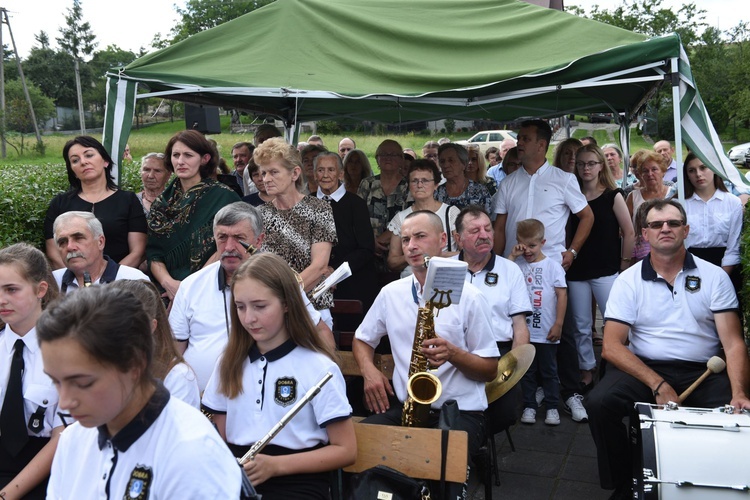 Pamięci zamordowanych przez Niemców w Porąbce