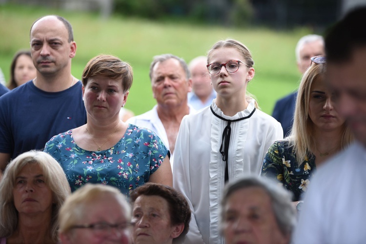 Pamięci zamordowanych przez Niemców w Porąbce