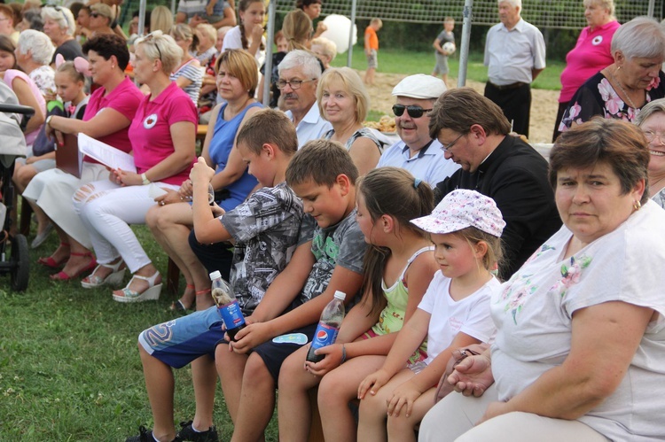 Dekanalne spotkanie młodzieży w Bobrowej