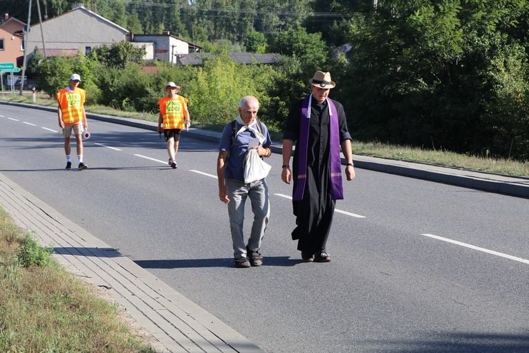 Gdańska grupa biało-żółta na górce przeprośnej