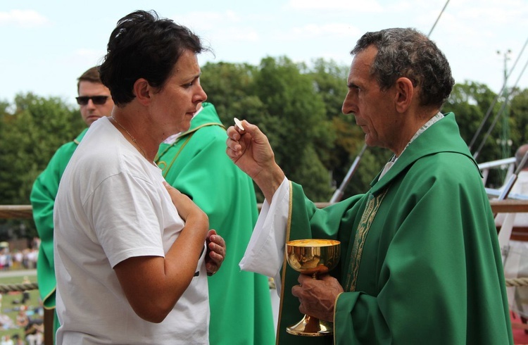 Oczekiwanie na pieszych pielgrzymów jasnogórskich i Msza święta - 2019