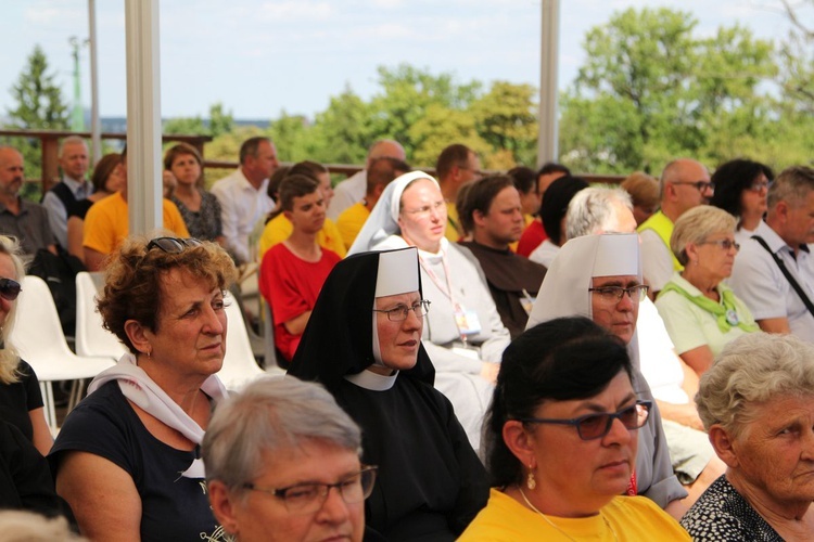 Oczekiwanie na pieszych pielgrzymów jasnogórskich i Msza święta - 2019