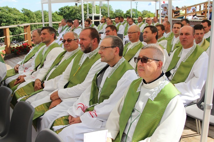 Oczekiwanie na pieszych pielgrzymów jasnogórskich i Msza święta - 2019