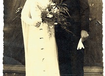 ▲	Zdjęcie ślubne Heleny i Jana Krzemińskich.