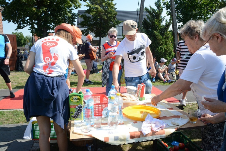 Pielgrzymkowy postój w Suchym Borze