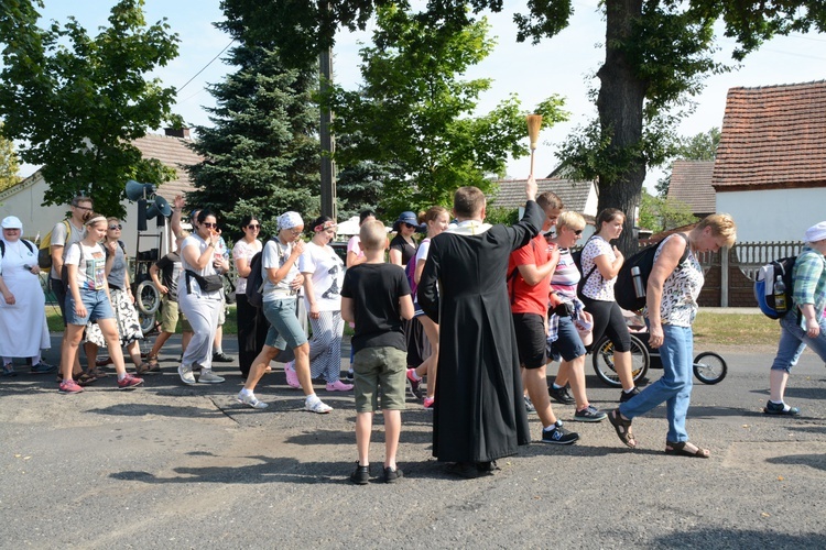 Pielgrzymkowy postój w Suchym Borze