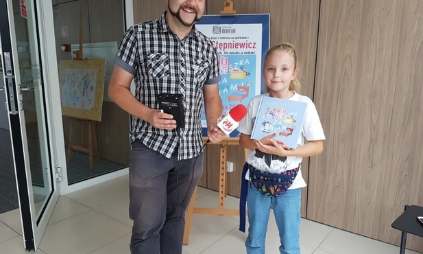 Gliwice. 8-letnia Pola najmłodszą polską pisarką 