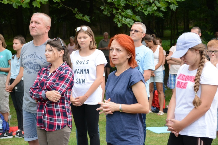 Pielgrzymkowa Eucharystia w Kamieniu Śląskim