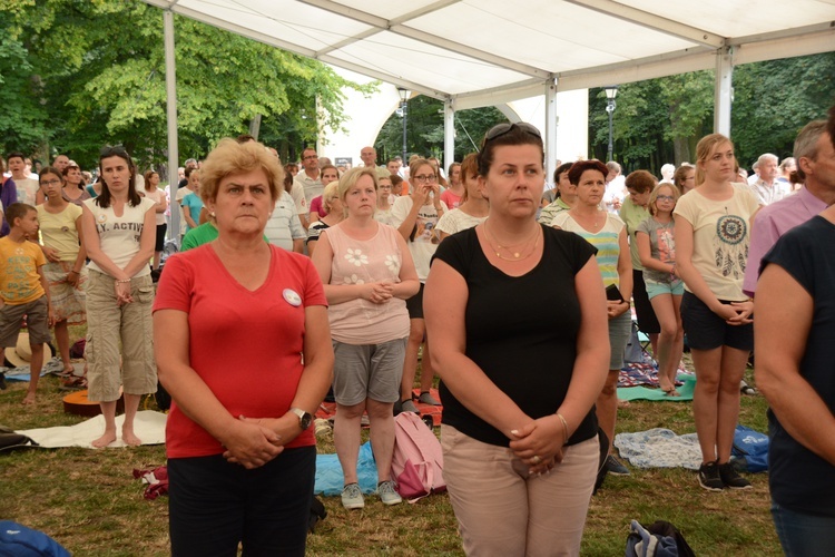 Pielgrzymkowa Eucharystia w Kamieniu Śląskim