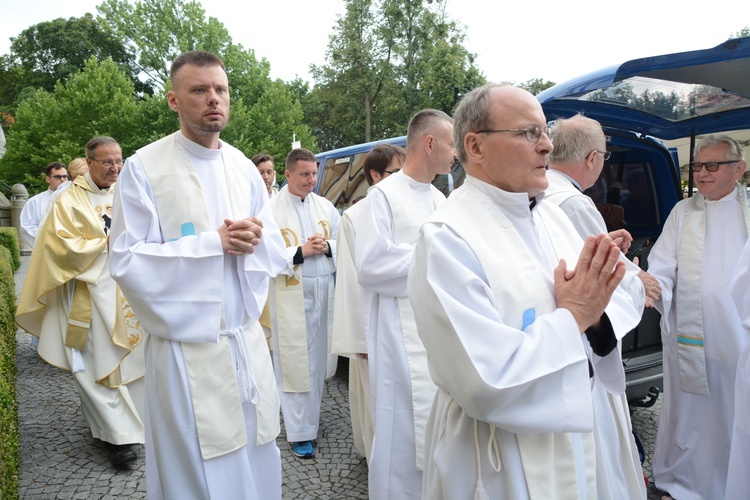 Pielgrzymkowa Eucharystia w Kamieniu Śląskim