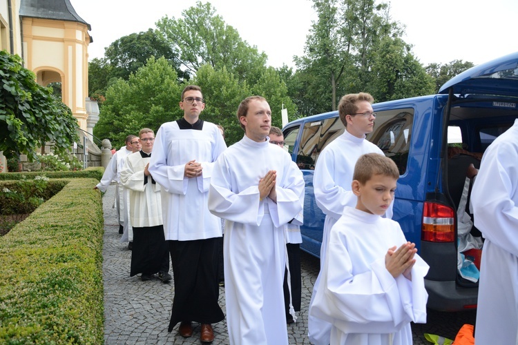 Pielgrzymkowa Eucharystia w Kamieniu Śląskim