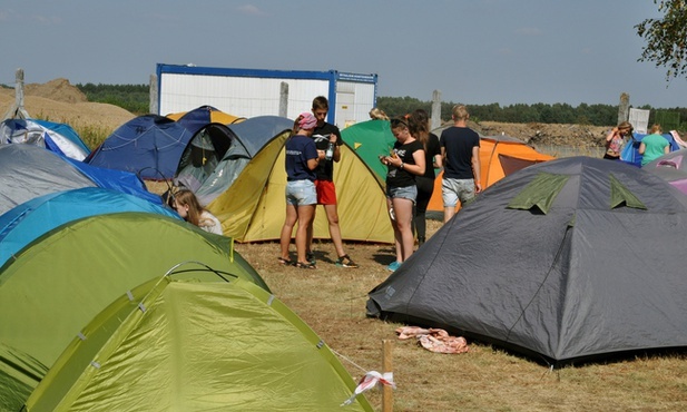 Salezjanie u boku młodzieży