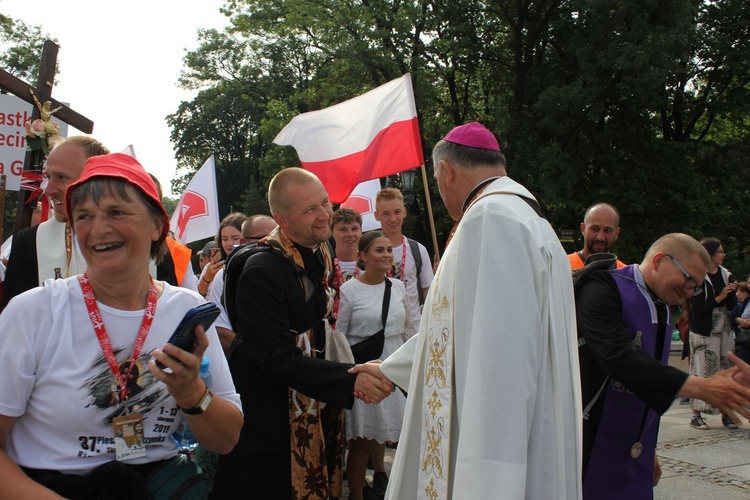 Wejście Pieszej Pielgrzymki na Jasną Górę