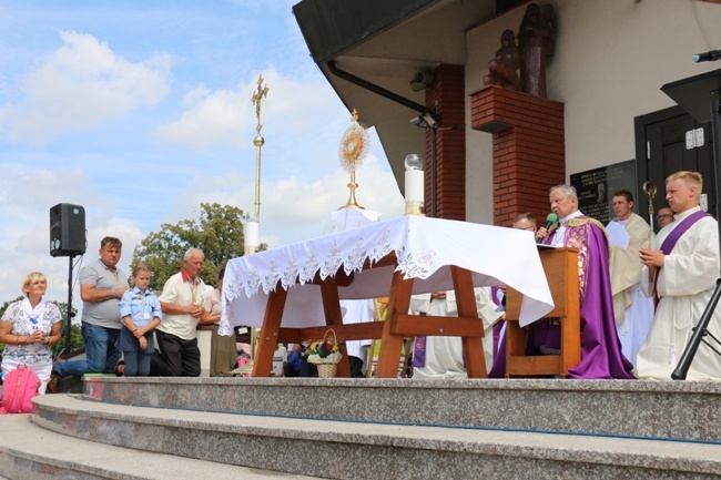 Pielgrzymi na Przeprośnej Górce