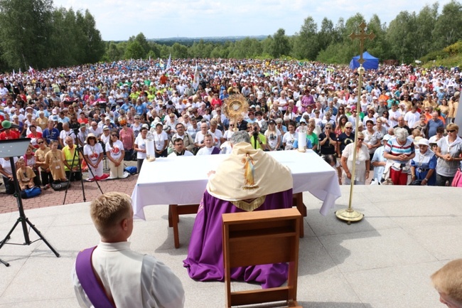 Pielgrzymi na Przeprośnej Górce