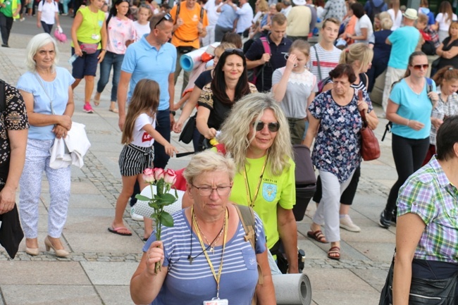 Pielgrzymka radomska - kolumny radomskie