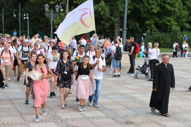 Pielgrzymka radomska - kolumny radomskie