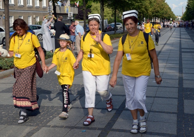 Pielgrzymka radomska - kolumny radomskie