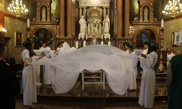 Piekary Śl. Uroczystości zaśnięcia i pogrzebu Maryi