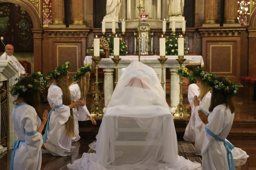 Piekary Śl. Misterium zaśnięcia Maryi