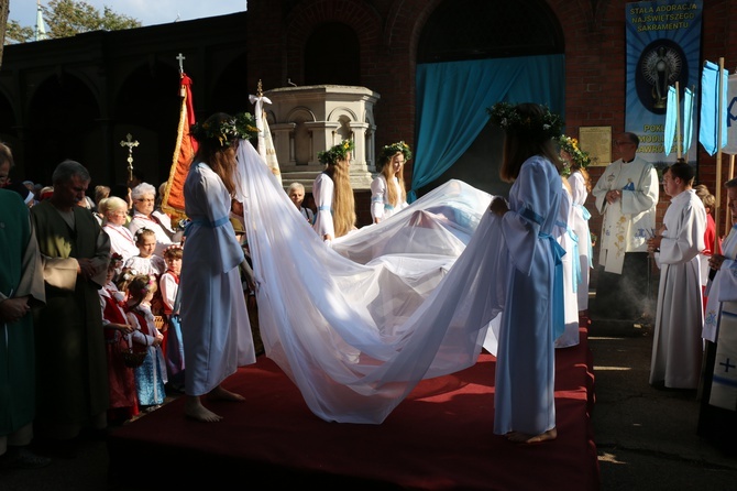 Piekary Śl. Misterium zaśnięcia Maryi