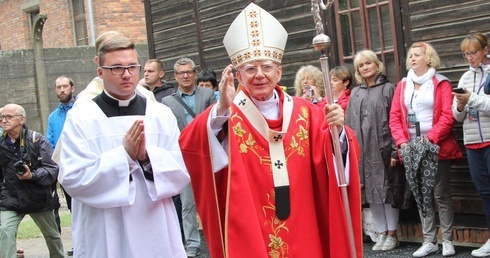 Abp Marek Jędraszewski przewodniczył obchodom 78. rocznicy śmierci św. Maksymiliana w Oświęcimiu.