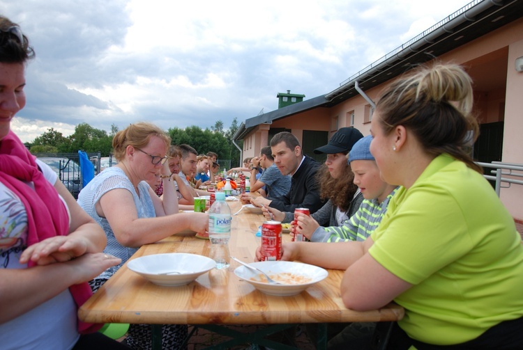 Szli i doszli przed Jej oblicze