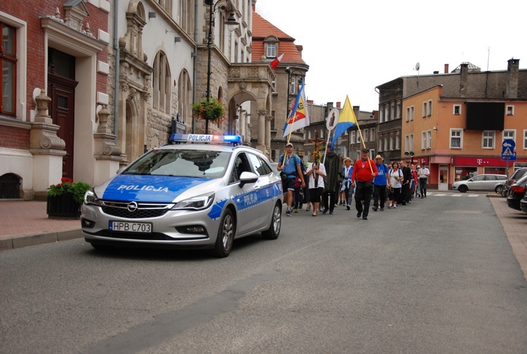 Szli i doszli przed Jej oblicze