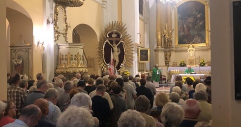 Msza św. i wiec poparcia dla abp. Marka Jędraszewskiego
