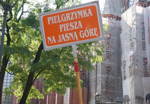 Gliwicka Piesza Pielgrzymka na Jasną Górę - rozpoczęcie w katedrze
